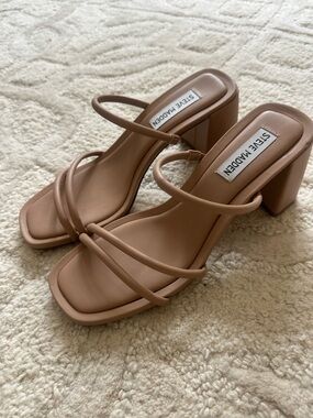 Steve Madden Strappy Block Heel Sandals in Taupe